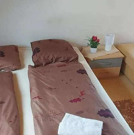Visszavar-lak Privat Berlemeny * Badacsonytomaj